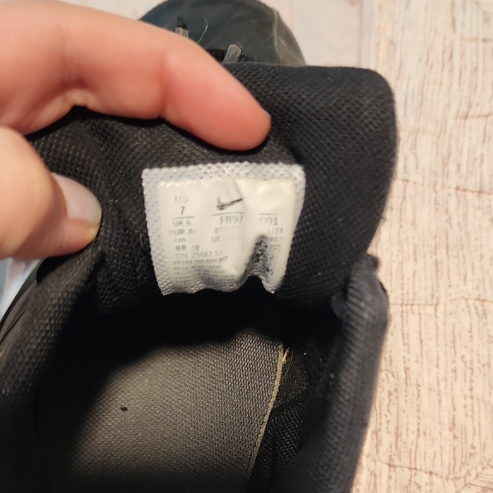 Nike Black and White Men's Cleats (Fastflex, Troutman) - Picture 3 of 7